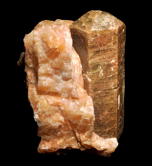 apatite-calcite-yates-otter-canada.jpg (500×544)