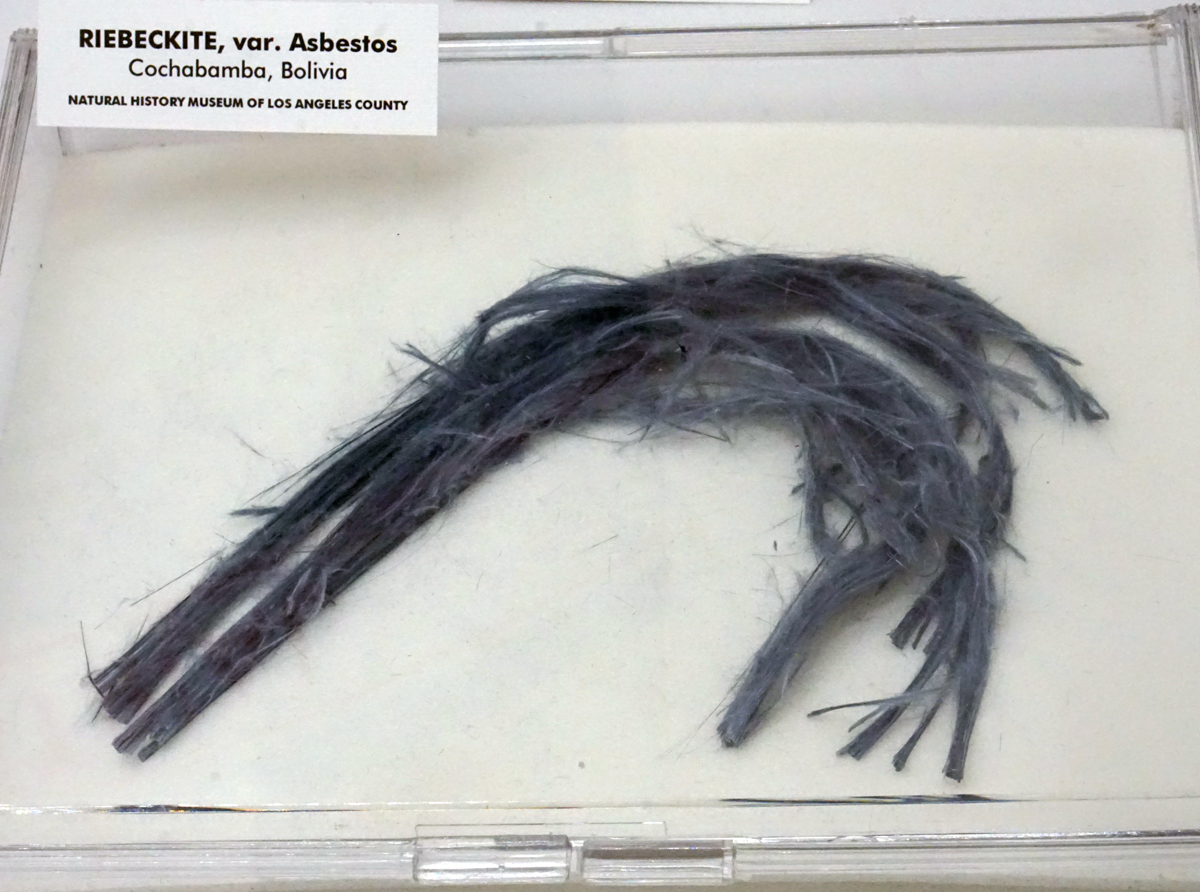 Riebeckite Asbestos Fibers